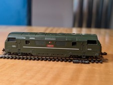 Trix 'Intrepid' Warship Class D825 Diesel Locomotive, BR Green