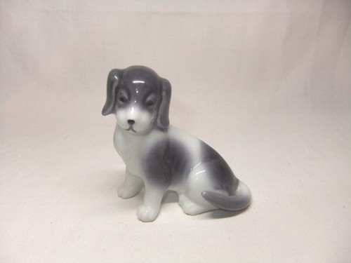 Porcelain dog figure - porcelain,