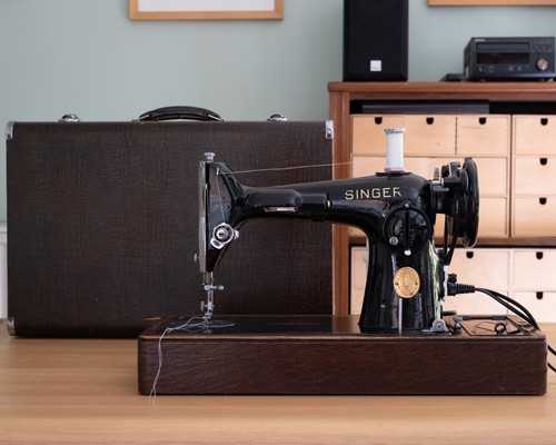 Singer 201k sewing machine - ,