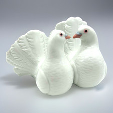 Lladro #1169 Couple of Doves