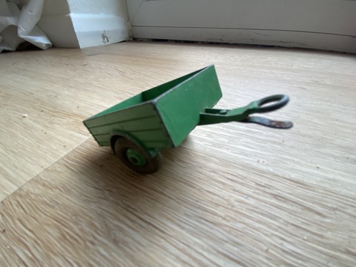 Dinky toys 341 green land - green,
