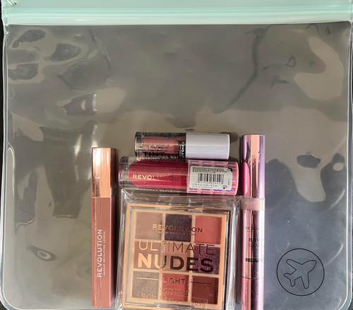 Revolution makeup bundle - makeup,