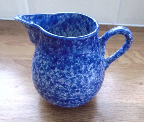 Lovely vintage pottery - lovely,