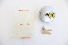 1976–84 Ferrari 512BB Fuel Cap with Keys