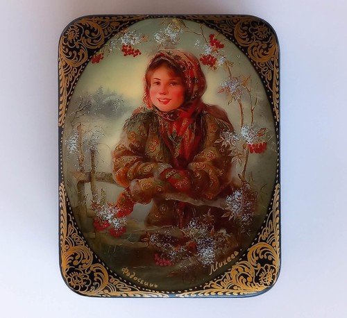 Russian lacquer box fedoskino - lacquer,