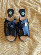 Dr Scholl Black peep toe wedge