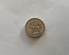  2000 old round  £1 pound coin "Welsh Dragon "  circulated condition