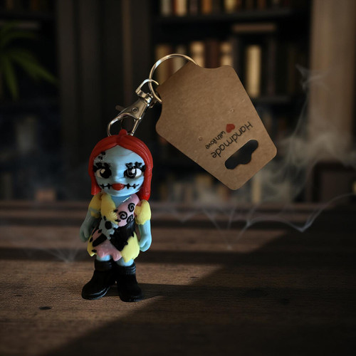 Sally horror doll keychain - keychain, –