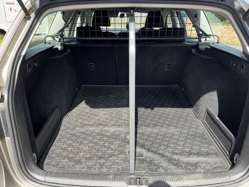 Travall dog guard divider and - dog,