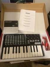 Akai APC KEY 25 USB Midi