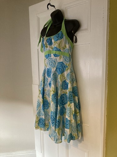 Pin girl clothing - girl, swing