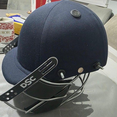 Dsc cricket helmet brand new - dsc,