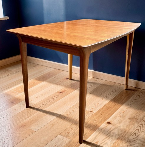 Mcintosh extending dining - mcintosh,