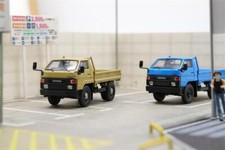 Master 1:64 Dyna truck RHD