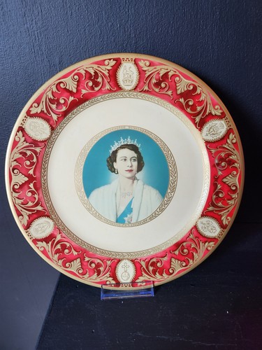 Portland ware tin - ware, plates