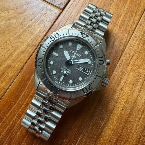 Seiko kinetic diver - seiko,