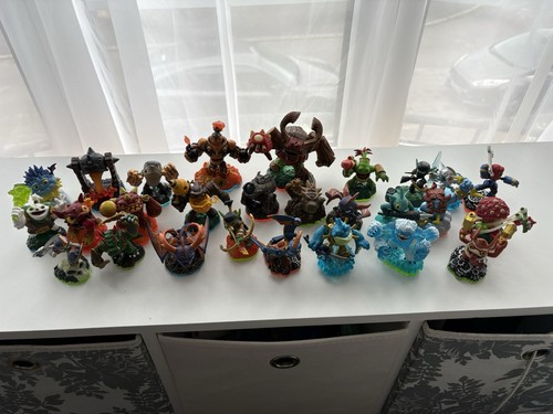 Skylanders figure lot - figure, joblot