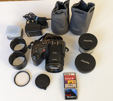 Fujifilm Finepix S602 Zoom with accessories