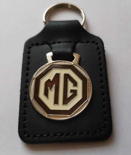 Enamel and leather keyring - mg,