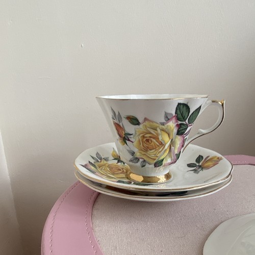 Queen anne bone china england - queen,