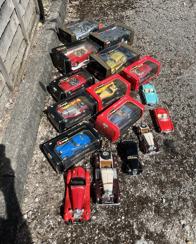 Burago 1 24 diecast car - diecast,
