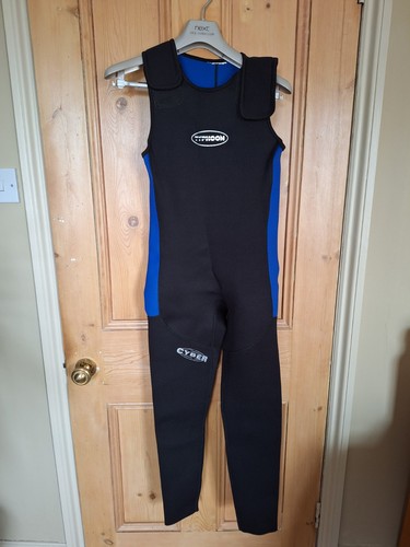 Typhoon wet suit watersports