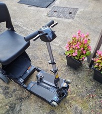 Luggie Folding Mobility Scooter Standard MODEL, off board charger + bag