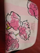 Victoria secret small - victoria's,