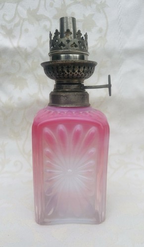 Kerosene lamp opalescent glass - kerosene,