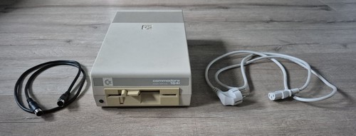 Commodore 1541 floppy drive - vc,