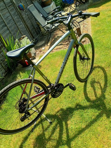 Specialized sirrus large - specialized,