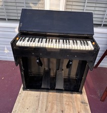 Antique Estey Pump Organ