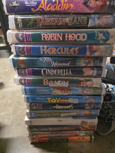 Vhs walt disney movies - walt, lot