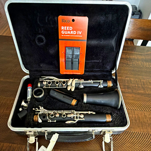 Selmer clarinet cl301 - bb,