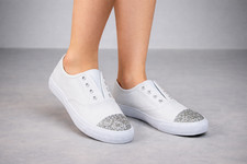 Womens Canvas Pumps White