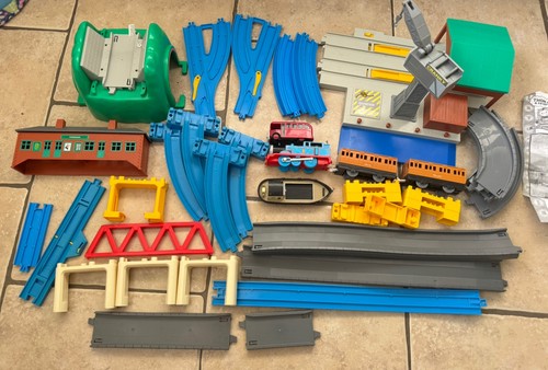 Tomy thomas and - thomas, deluxe