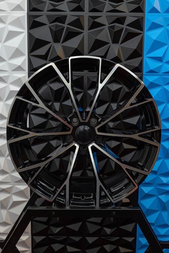 Brand new golf r - 18”, vw