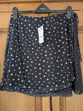 Next Women's Short Black & White Skirt Size 14 New With Tags