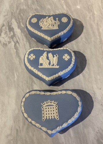Wedgwood blue jasperware - blue,