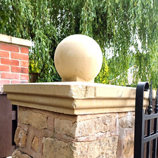 LARGE FLUTED GATE PIER CAP CAPPING CAST STONE BUFF 60cm x 60cm + 12" BALL FINIAL