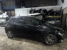 2014 Toyota Yaris Breaking