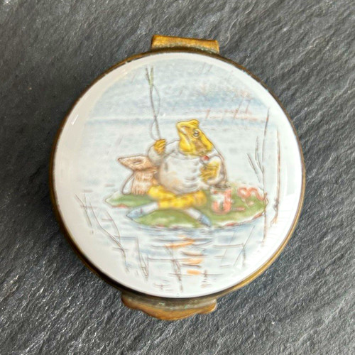 Vintage crummles enamel
