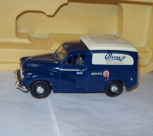 Vanguards morris minor - vanguards,