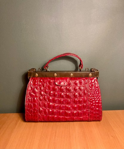Vintage red exotic leather - red,