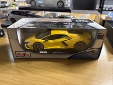 MAISTO 1:18 Scale Lamborghini