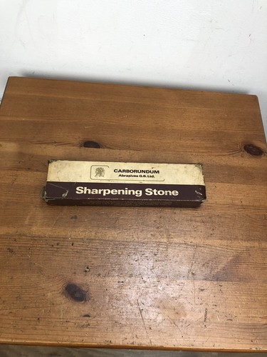 Carborundum sharpening oil - sharpening,