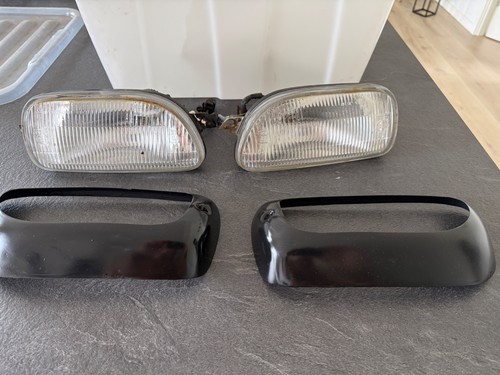 Mazda 323f fog light - bg,