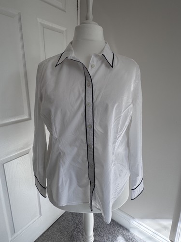 Jaeger white with piping 100%