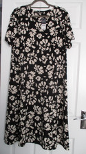 Ladies Dress size 20, BON