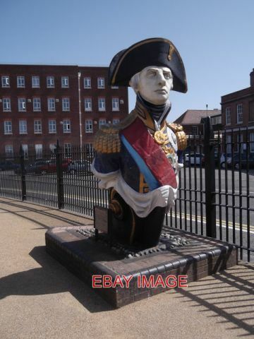 Photo lord nelson statue - ,